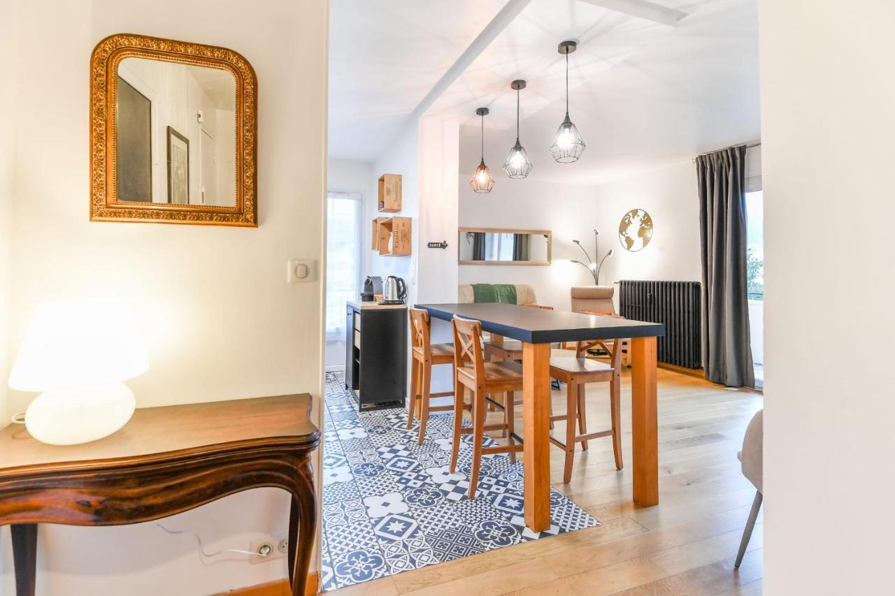 Nice Apartment With Balcony Very Close To The City Center Annecy Exterior foto