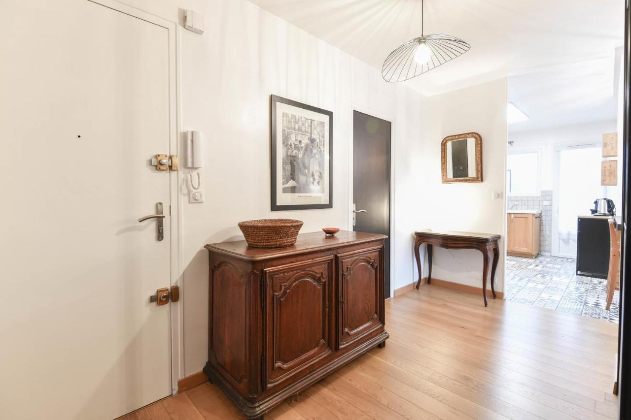 Nice Apartment With Balcony Very Close To The City Center Annecy Exterior foto