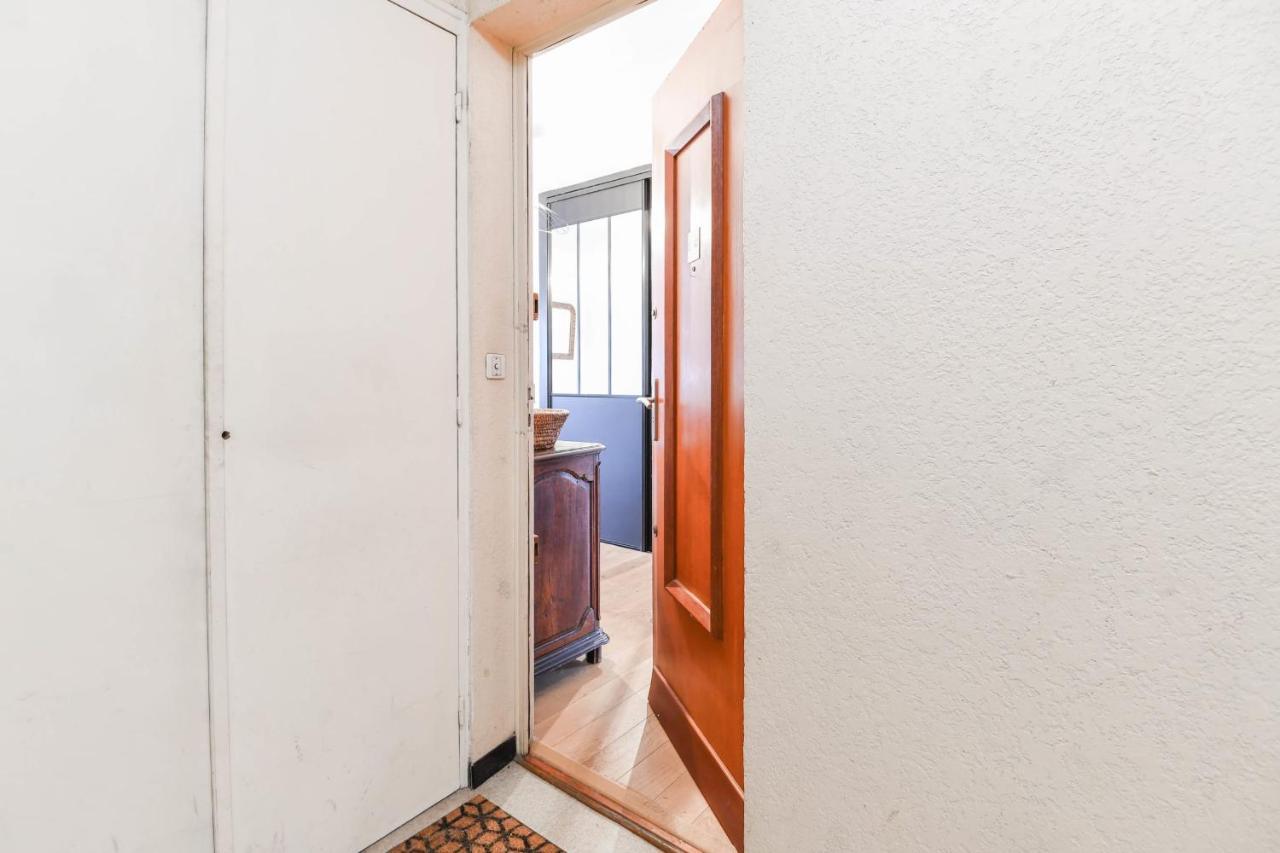 Nice Apartment With Balcony Very Close To The City Center Annecy Exterior foto